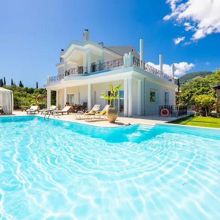 Noulia Villa